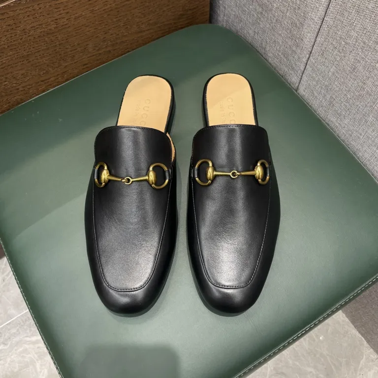 Gucci Shoe 